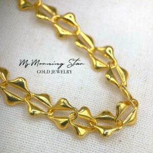 18k Chunky Triangle Necklace | Inspired Collection