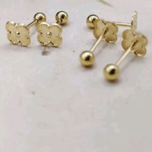 MsMorningstar 18k Deroscas Vintage Clover Earrings | Designer Collection