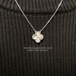 MsMorningstar 18k Hk Setting White Gold Vintage Flower Necklace | Floral Collection
