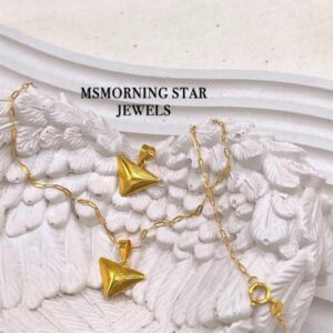 18k Prad Triangle Pendant/Set